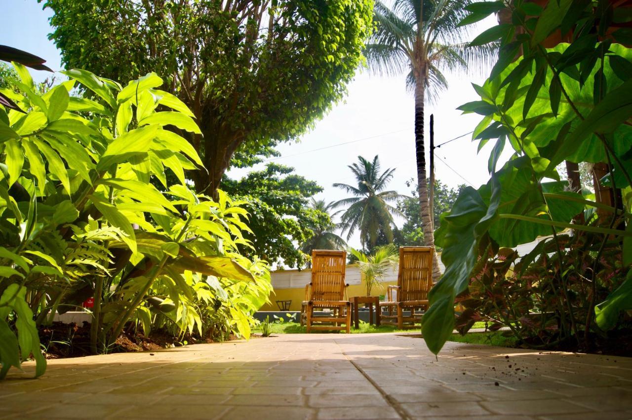Sao Pedro Guesthouse Сан-Томе Экстерьер фото